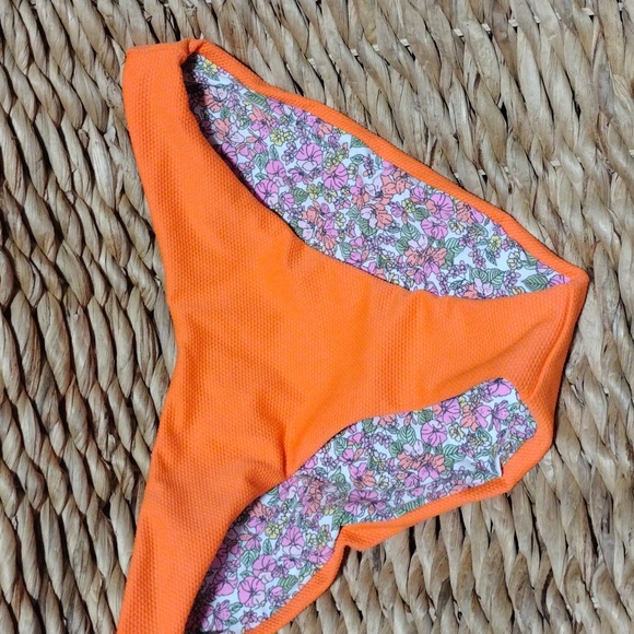🆕 Maaji reversible floral swim bottoms - Picture 4 of 4